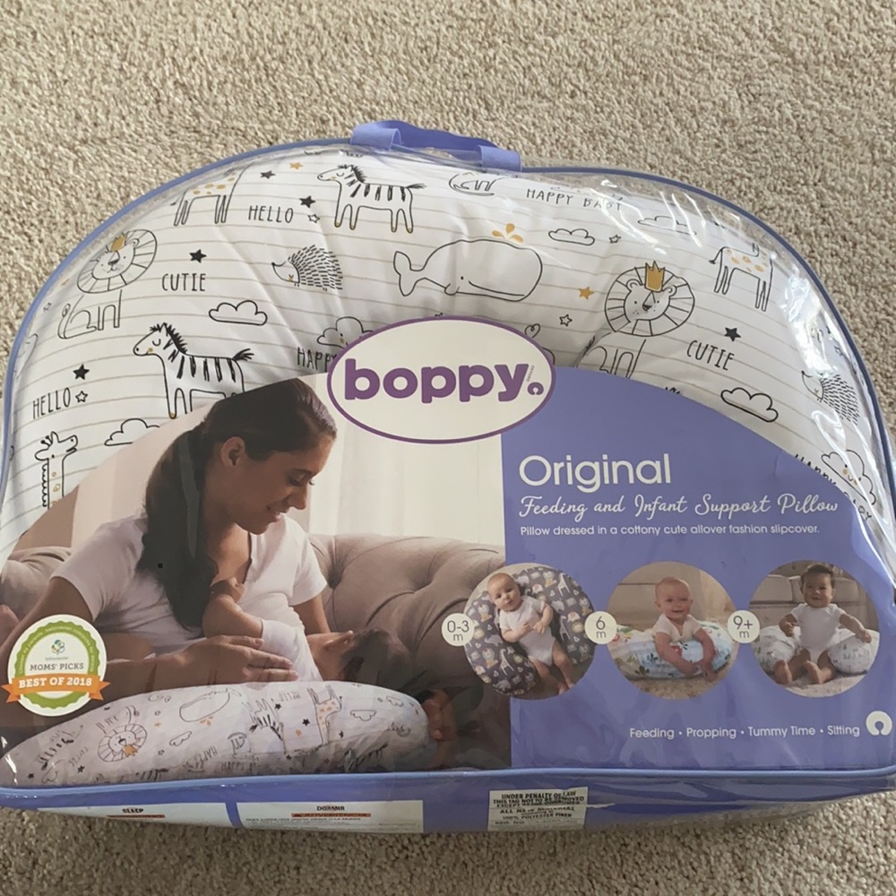 Bobby- feeding and infant support pillow/Brand new